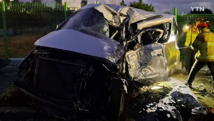 27t 탱크로리, 승합차와 충돌...1명 사망·5명 부상 / YTN