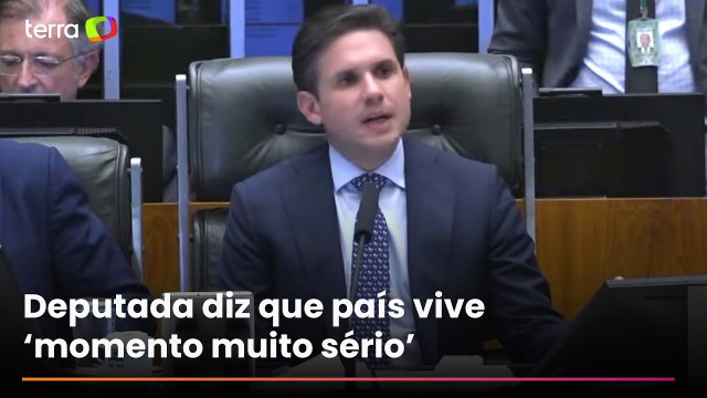 Câmara dos Deputados rejeita cassação do mandato de Carla Zambelli e matéria é arquivada