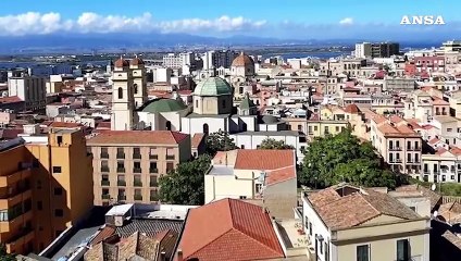 L'82% degli italiani vive in case di proprieta', pesa l'eta'