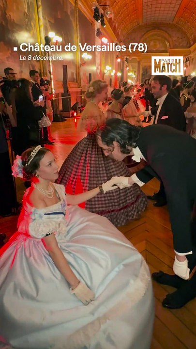 Champagne et escarpins, queue-de-pie et noeuds papillons... dans les coulisses du Bal du siècle