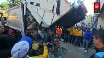 Trabajadores de limpia queman basura en oficinas del GCDMX por afiliación sindical