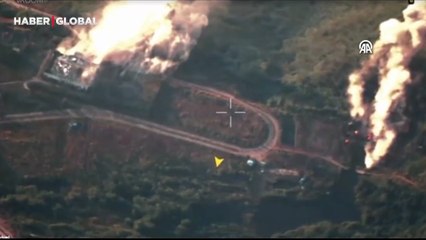 Tayland’ın Kamboçya’daki askeri hedeflere hava saldırısı düzenlendiği anlar