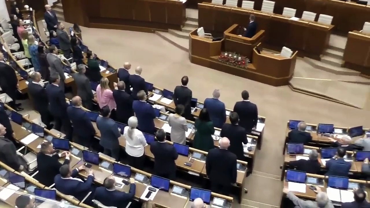 ZÁZNAM: Poslanci prelomili veto a schválili zákon o zmene ÚOO na nový úrad