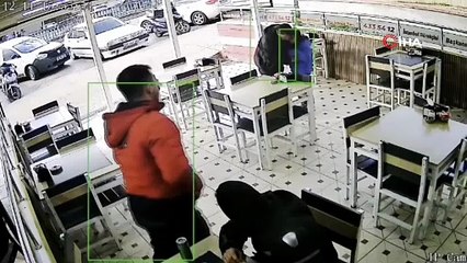 Karabük’te kahraman kurye, Heimlich manevrasıyla çocuğun hayatını kurtardı