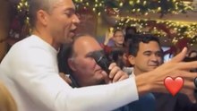 Dida e Serginho scatenati al Natale di Casa Milan: alte vette e loro cantano "Volare"