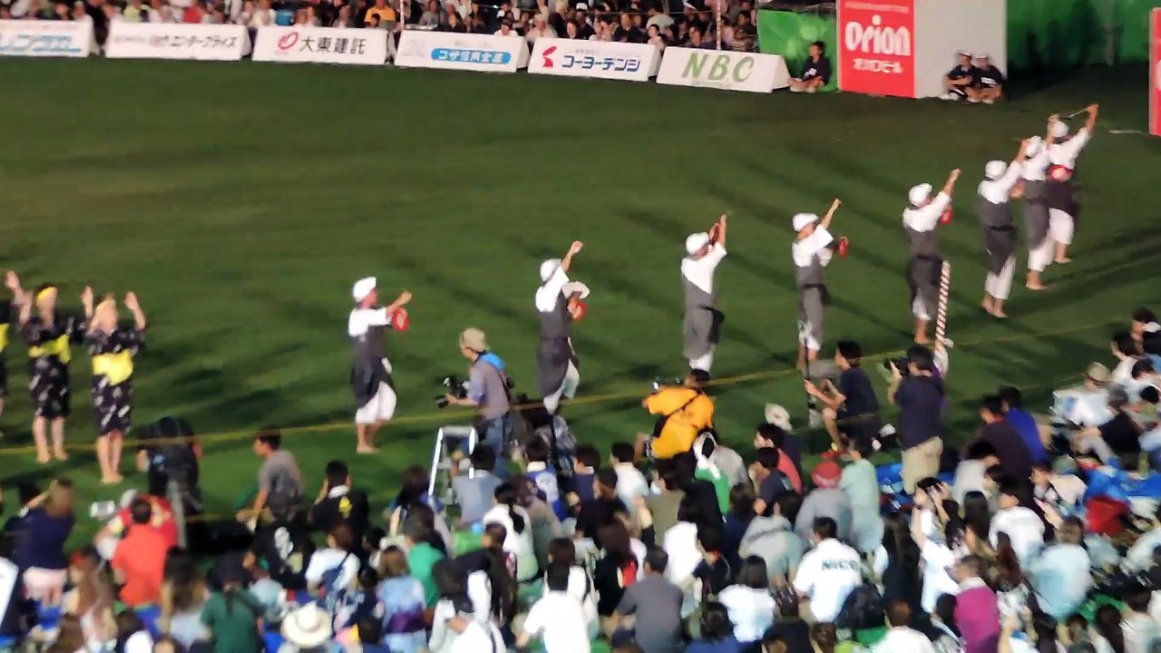 2016全島エイサーまつり  うるま市平敷屋青年会　Eisa - Traditional Dance of Okinawa