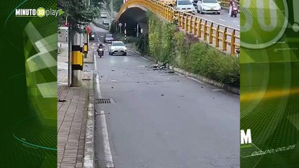 ¡Tremendo gurapazo! Grave accidente se presentó en la transversal superior al lado de El Tesoro