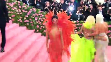 Kim Kardashian Dissed Over Kylie Jenner Birthday Shower Post