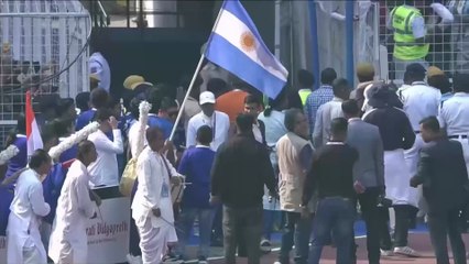 Chaos during Messi's visit to India