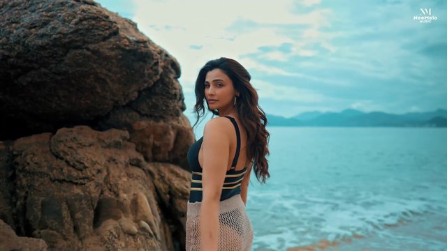 Daisy Shah Hot Song Bairagiya _ Avinesh Rekhi _ Shashwat S _ Shilpa S _ Neeru M _ Faisal Miya