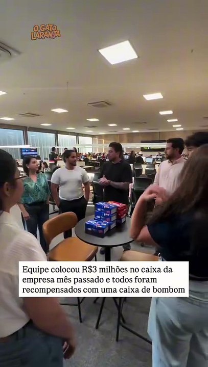 Chefe presenteia funcionários com caixa de bombom com iPhone e viraliza