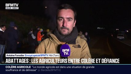 Crise agricole: des ballots de paille installés par les agriculteurs pour bloquer la rocade d'Albi dans le Tarn
