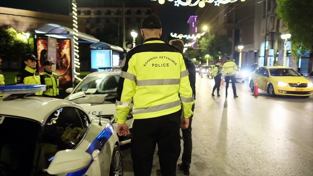 ΚΥΡΙΑΚΟΣ ΜΗΤΣΟΤΑΚΗΣ ΣΕ ΜΠΛΟΚΟ ΤΗΣ ΤΡΟΧΑΙΑΣ ΣΤΗΝ ΣΤΑΔΙΟΥ