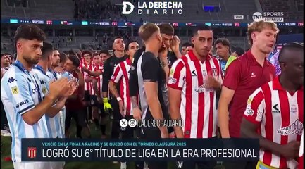 El Chiqui Tapia le entrega las medallas a los jugadores de Estudiantes