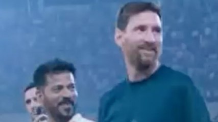 CM Revanth Reddy ने Lionel Messi के साथ खेला Football!