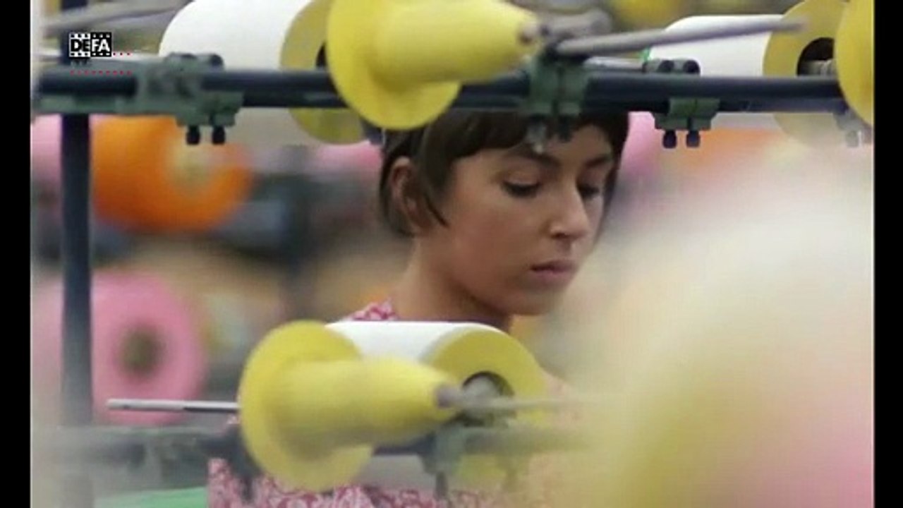 Für die Liebe noch zu mager | movie | 1974 | Official Trailer