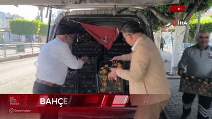 Hatay'dan yüklediği mandalinaları Mehmetçiğe götürmek için yola çıktı