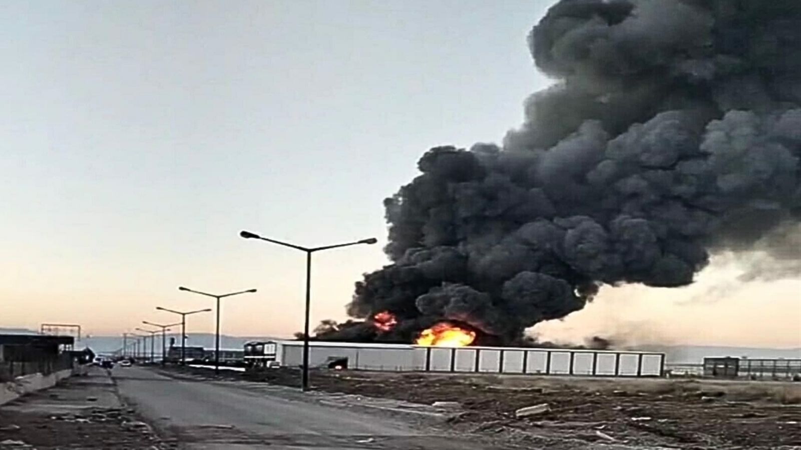 Denizli’de filtre fabrikasında çıkan yangın söndürüldü!