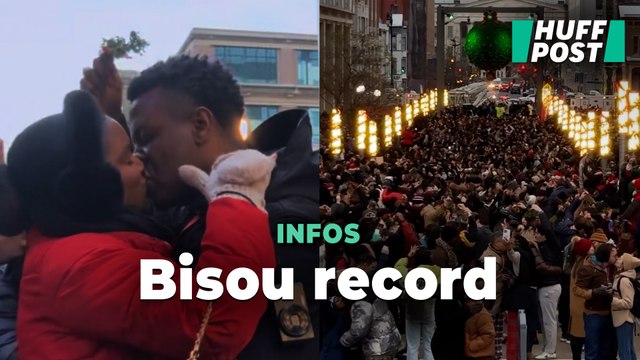 Jamais autant de couples ne s’étaient embrassés en même temps sous le gui