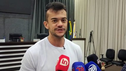 Vereadores aprovam mais de 30 matérias em "limpeza de pauta"