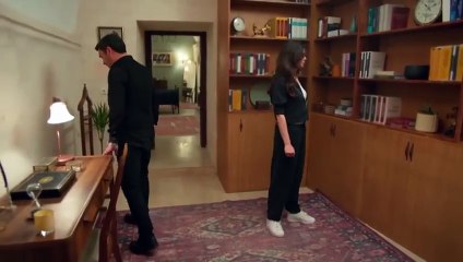 مسلسل المدينة البعيدة الحلقة 24 مترجم