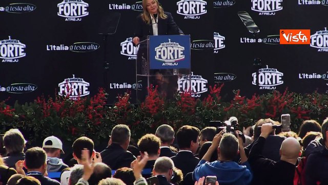 Atreju 2025, Meloni: Schlein come Nanni Moretti 'mi si nota di più se vengo o non vengo?'