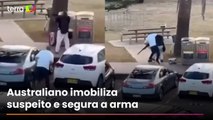 Vídeo mostra homem desarmando atirador de ataque em praia da Austrália