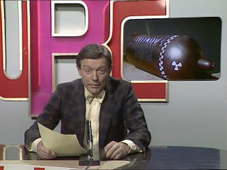 Whoops Apocalypse - 104 [couchtripper][U]