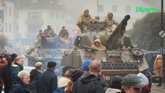 Souvenir vibrant à Bastogne : plus de 350 véhicules d'époque défilent