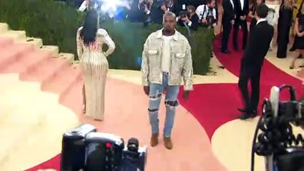 Kanye West Asks Justin Bieber If He’s ‘Canceled Again’ After Wife Hailey Defends ‘Vogue’ Editor