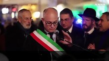 Accesa la Chanukkia' a Roma, Gualtieri: "Festa oscurata dall'orribile strage di Sydney"