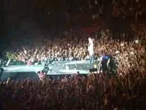 Tokio Hotel Bercy 09.03.08 - Georg & Tom a la fin