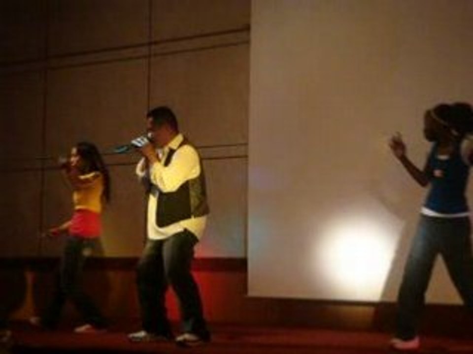 Humps - Love Stoned Live performance