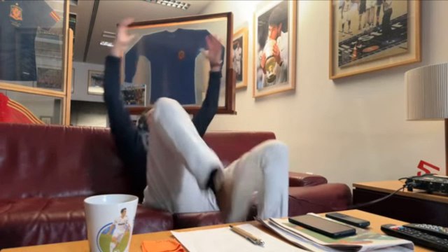 Locura de Roncero con el gol de Rodrygo que adelanta al Madrid | Deportivo Alavés 1-2 Real Madrid