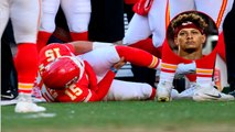 Patrick Mahomes es ayudado a abandonar el campo tras lesión en la eliminación de los Chiefs