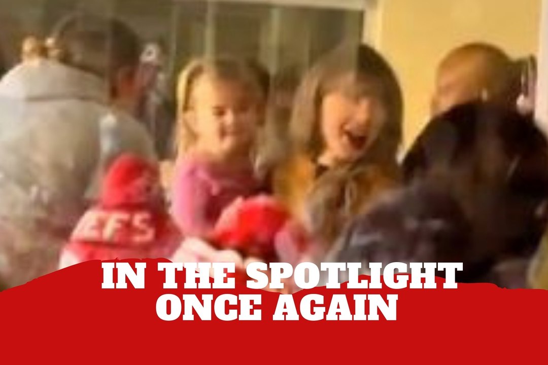Taylor Swift makes a dazzling appearance at the Chiefs’ game against the Los Angeles Chargers