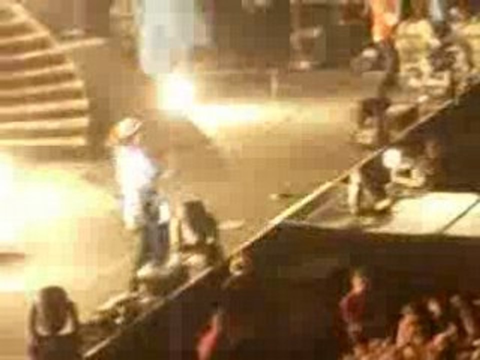 Tokio Hotel Bercy 09.03.08 - Schrei [2/3]