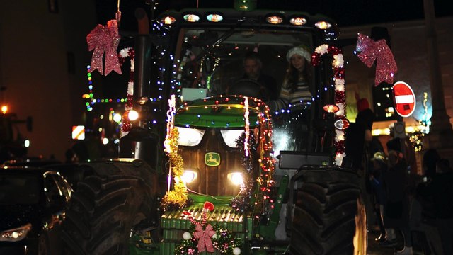 Pembrokeshire Christmas Convoy 2025 at Narberth - Malcolm Richards Photography