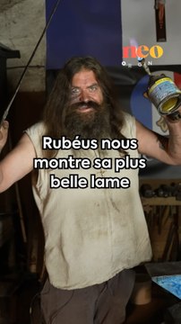 Rubeus, alias Rubeus Créations, compte parmi les derniers forgerons à travailler comme autrefois. Dans sa forge, il nous a dévoilé l’une de ses plus belles lames et partagé quelques réflexions sur notre époque. 🔥⚔️