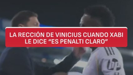 Vinicius habla con Xabi Alonso del penalti contra el Alavés