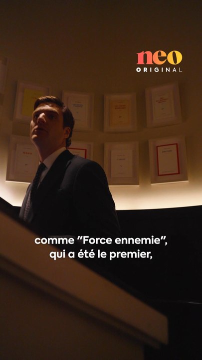 Hier, le prix Goncourt 2025 a été attribué à Laurent Mauvignier pour son roman « La Maison vide ». À cette occasion, James Ney, directeur général du restaurant Drouant, nous a emmenés dans les coulisses de cette cérémonie littéraire emblématique. 📚✨