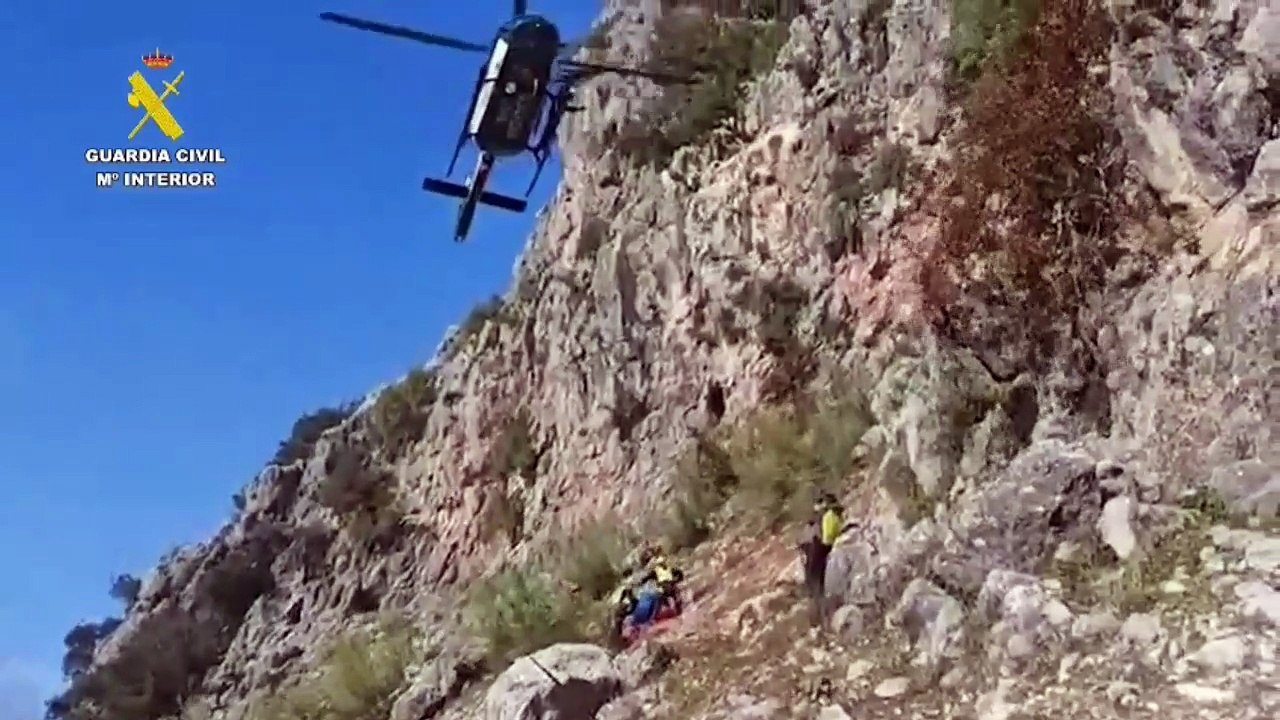 Rescatados tres montañeros, dos en estado crítico, tras un accidente en la Sierra de Cádiz