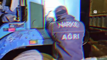 Ağrı'da tırın dorsesinde 2 bin 500 uyuşturucu hap ele geçirildi
