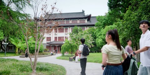 ₴₦ł₱ɆⱤ ฿Ʉ₮₮ɆⱤ₣ⱠɎ EP17 SUB INDO