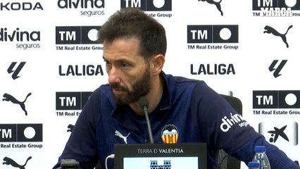 Corberán: “¿Que el Valencia no tiene identidad clara ni sistema definido? No estoy de acuerdo” 