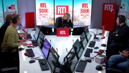 Alex Vizorek et Philippe Caverivière sont les invités de Anne-Sophie Lapix