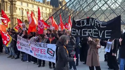 Los trabajadores del Louvre votan "por unanimidad" mantener la huelga