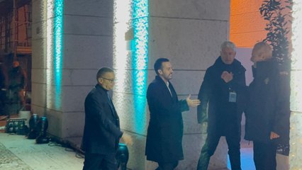 Natale 2025, è arrivato anche Pedro alla cena – VIDEO