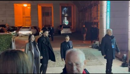 Natale 2025, è arrivato anche Gila alla cena - VIDEO