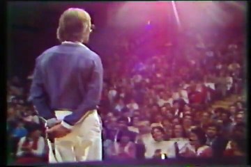 Oliver Dragojević u Lisinskom (23.04.1983.)